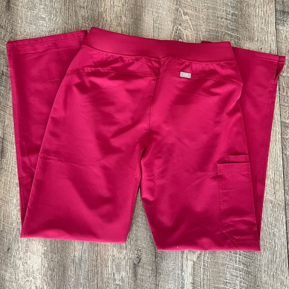 Figs Cranberry Cade Cargo pants Medium*** Read Description - Picture 2 of 9
